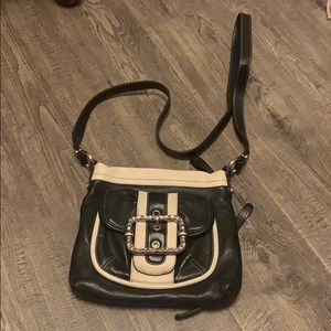 B Makowksy shoulder bag